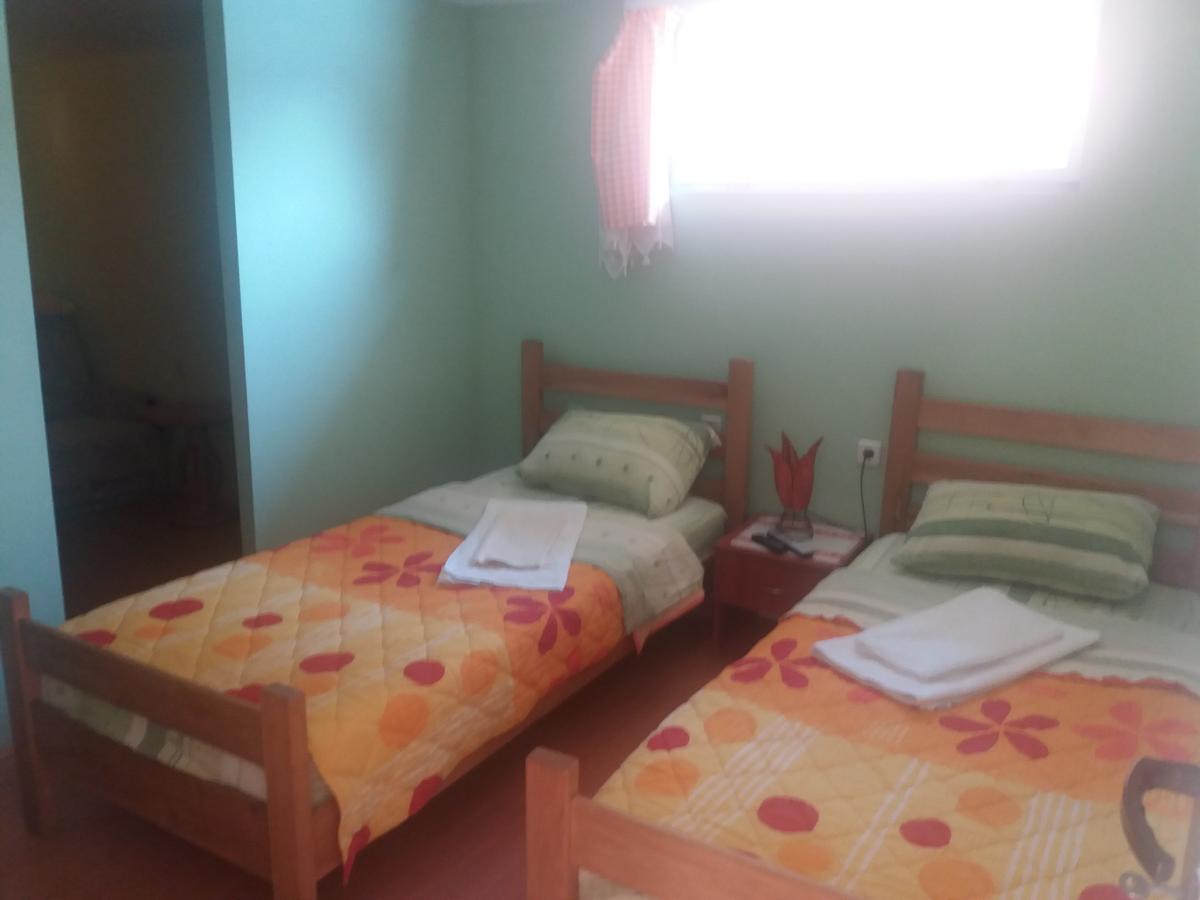 Chalet Ljubicine Kolibe Golubinje Bagian luar foto